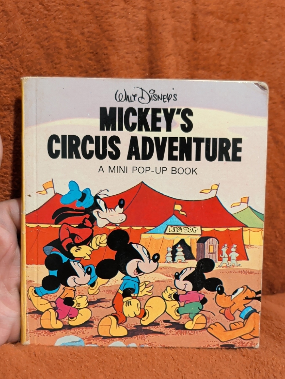 Disney Mickey's Circus Adventure Mini Pop-Up Book